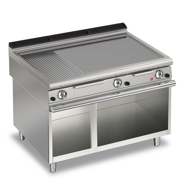 GAS FRY TOP 2/3 SMOOTH 1/3 GROOVED PLATE ON OPEN COMPARTMENT - THERMOSTAT-CONTROLLED