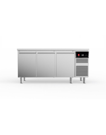 MESA REFRIGERADA BT 3 MÓDULOS - 3 PUERTAS - CON ENCIMERA - MOTOR A BORDO