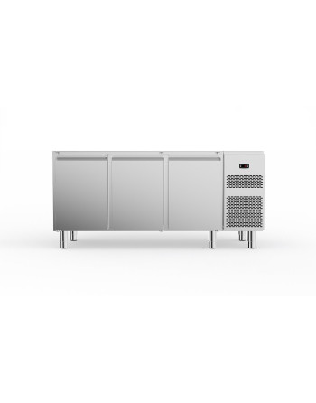MESA REFRIGERADA BT 3 MÓDULOS - 3 PUERTAS - SIN ENCIMERA - MOTOR A BORDO