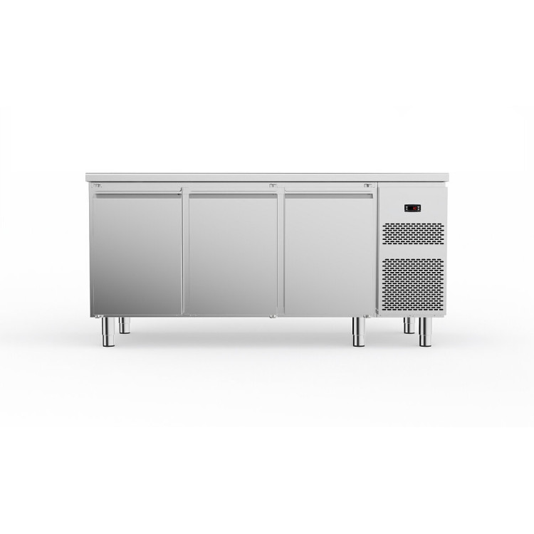 KÜHLTISCHE TNN 3 MODULE - 3 TÜREN - MIT ARBEITSPLATTE - MOTOR AN BORD