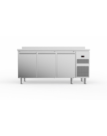 MESA REFRIGERADA BT 3 MÓDULOS - 3 PUERTAS - CON ENCIMERA CON SALPICADERO - MOTOR A BORDO