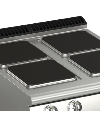 KITCHEN 4 SQUARE ELECTRIC ROUND PLATES ON ELECTRIC OVEN