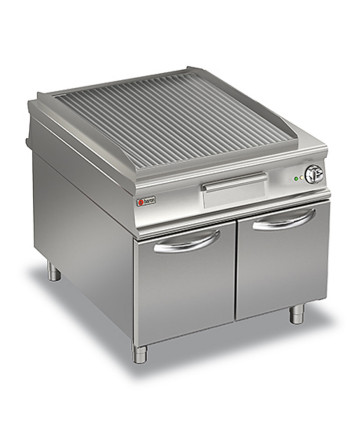 FRY-TOP PASSANTE ELETTRICO PIASTRA RIGATA - SU VANO CON PORTE